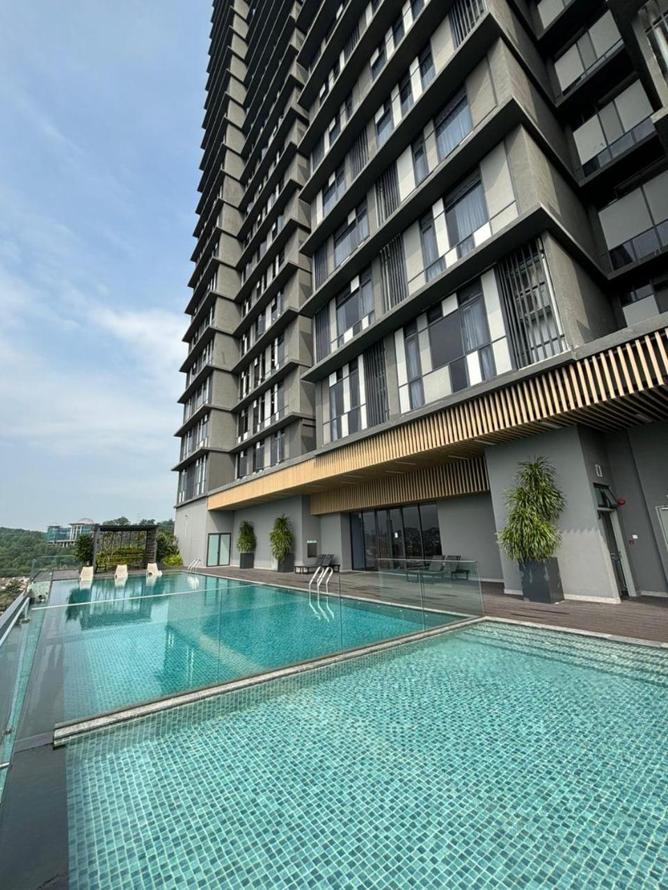 Societe By Bamboo Hospitality Aparthotel กัวลาลัมเปอร์ ภายนอก รูปภาพ